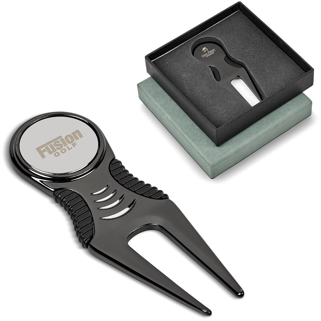 Alex Varga Saros Divot Tool Golf 8